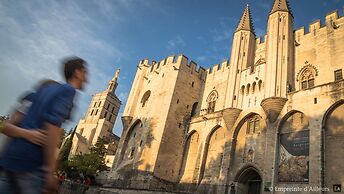 Premiere Classe Avignon Courtine
