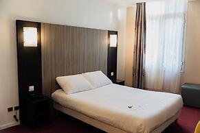 Brit Hotel Chinon le Lion d'Or