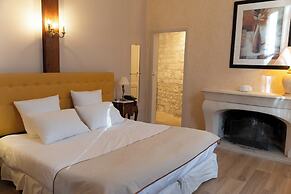 Brit Hotel Chinon le Lion d'Or