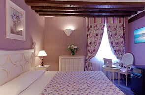 Hotel Beaubourg