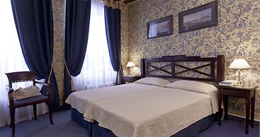 Hotel Beaubourg