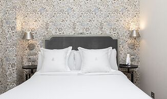 Hotel Meninas