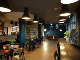 La Meridiana Bleisure Hotel