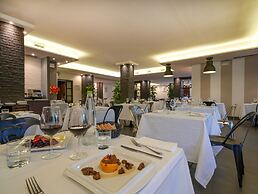 La Meridiana Bleisure Hotel