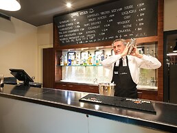 La Meridiana Bleisure Hotel