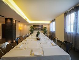 La Meridiana Bleisure Hotel