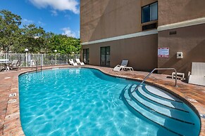 Comfort Suites Fort Pierce I-95