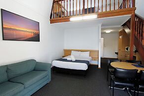 Blue Shades Motel