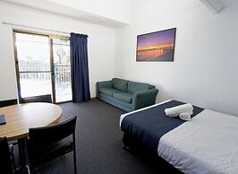 Blue Shades Motel