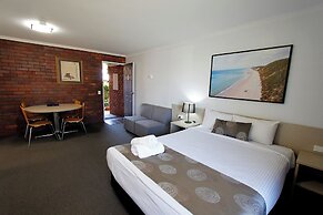 Blue Shades Motel
