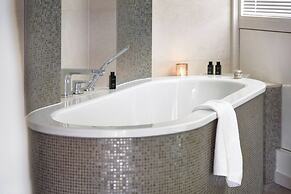 Kongresshotel Potsdam am Templiner See