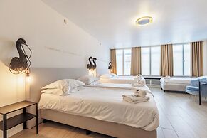 The Black Swan Hotel