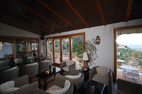 Hotel & Spa Sierra De Cazorla 4 *