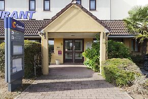Comfort Hotel Linas Montlhery
