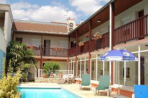 Logis Hôtel Au Tambour