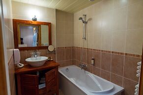 Le Diana Hotel and Spa