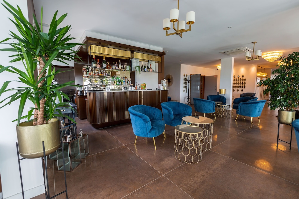 Le Diana Hotel and Spa