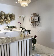 Le Diana Hotel and Spa