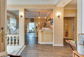 BRIT HOTEL CONFORT CLERIA LORIENT Centre