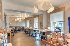 BRIT HOTEL CONFORT CLERIA LORIENT Centre