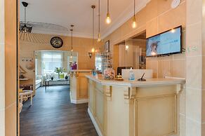 BRIT HOTEL CONFORT CLERIA LORIENT Centre