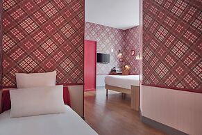 Hôtel Boris V. by Happyculture