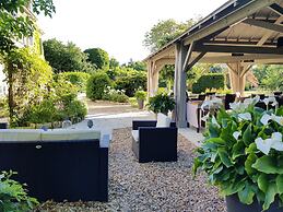 Hôtel Restaurant - Chateau de Lalande