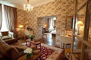 Hôtel Restaurant - Chateau de Lalande