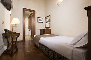 Hotel Teatro Pace