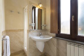 Hotel Teatro Pace