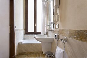 Hotel Teatro Pace
