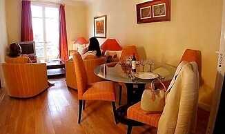 Hôtel Suites Unic Renoir Saint Germain