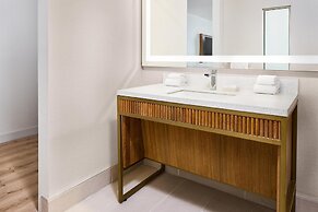 Faro Blanco Resort Marathon Florida Keys, Curio by Hilton