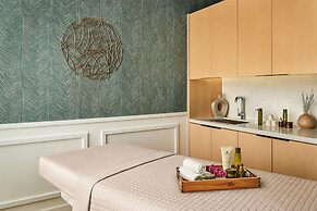 Faro Blanco Resort Marathon Florida Keys, Curio by Hilton