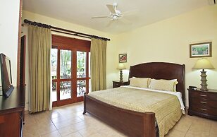 Club Del Sol by Dream Makers