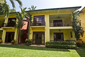 Club Del Sol by Dream Makers