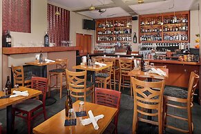 Chrysalis Inn & Spa Bellingham, Curio Collection by Hilton