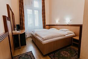 Tisza Hotel