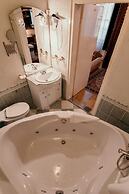 Tisza Hotel