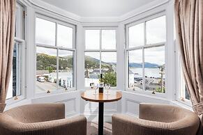 Caledonian Hotel