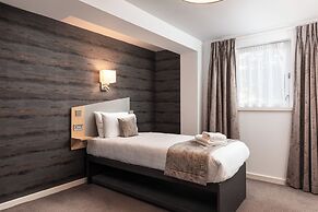 Caledonian Hotel