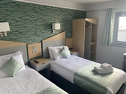 Caledonian Hotel