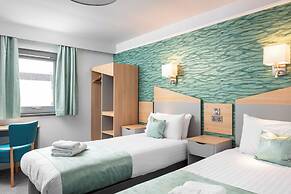 Caledonian Hotel