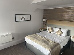 Caledonian Hotel