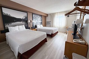 Super 8 by Wyndham Medicine Hat AB
