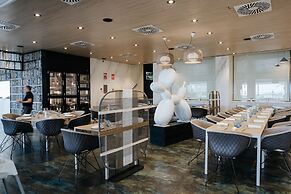 Hotel Neptuno Playa & Spa