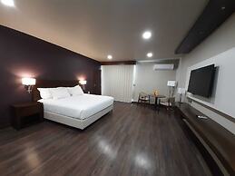 Los Parrales Resort Hotel