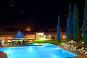 Los Parrales Resort Hotel