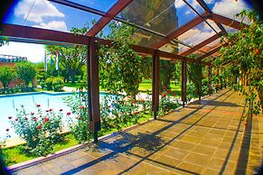Los Parrales Resort Hotel