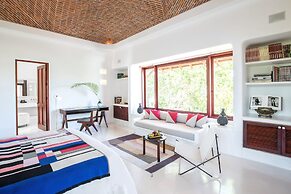 Hotel Esencia